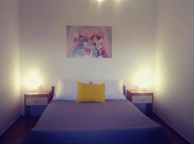 Apartament With Parking Space Lopar, Rab - 17103